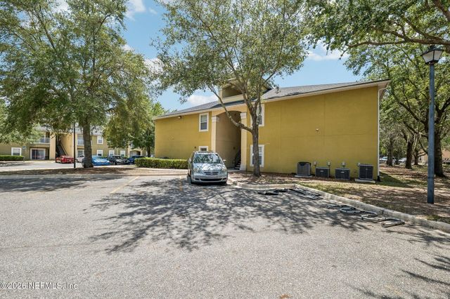 3671 KIRKPATRICK Circle 15-2, Jacksonville, FL 32210