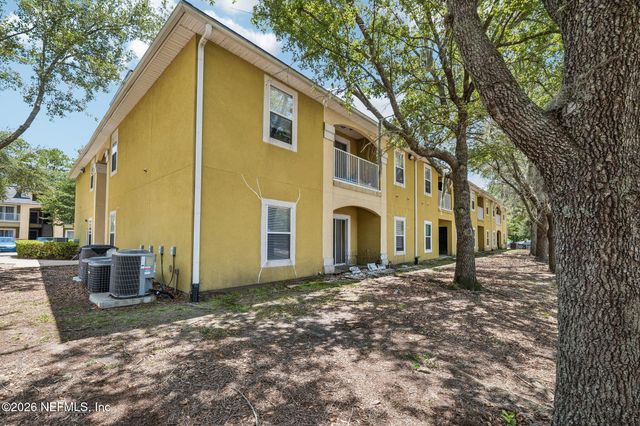 3671 KIRKPATRICK Circle 15-2, Jacksonville, FL 32210