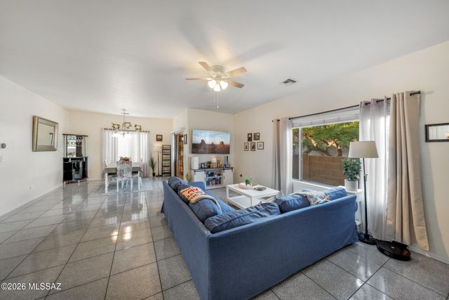 6795 S Avenida Del Abrazo, Tucson, AZ 85756