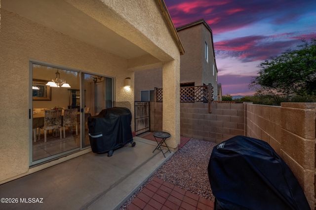 6795 S Avenida Del Abrazo, Tucson, AZ 85756