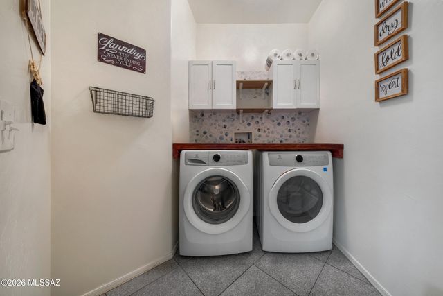 6795 S Avenida Del Abrazo, Tucson, AZ 85756
