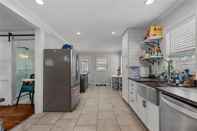 709 W Poor Street, Olathe, KS 66061