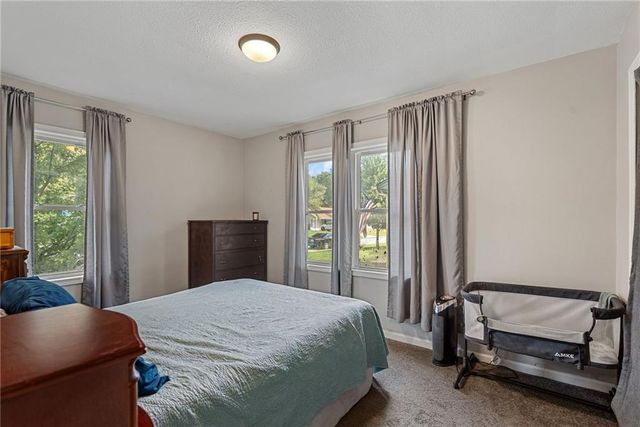 709 W Poor Street, Olathe, KS 66061
