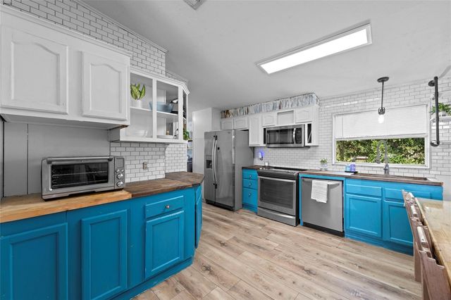 10066 MIZELL ROAD, Myakka City, FL 34251