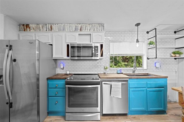 10066 MIZELL ROAD, Myakka City, FL 34251