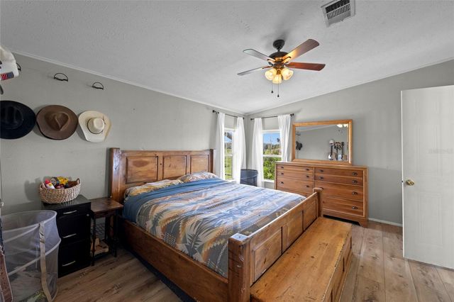 10066 MIZELL ROAD, Myakka City, FL 34251