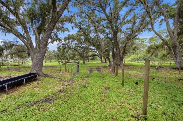 10066 MIZELL ROAD, Myakka City, FL 34251