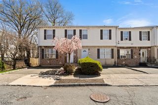 204 N Clinton St, East Orange City, NJ 07017