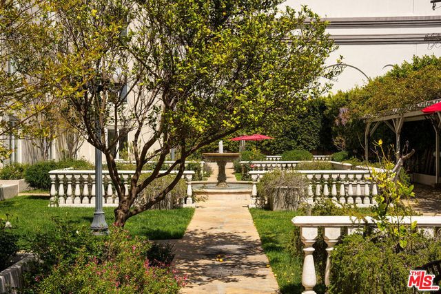 1424 N Crescent Heights Boulevard 60, West Hollywood, CA 90046