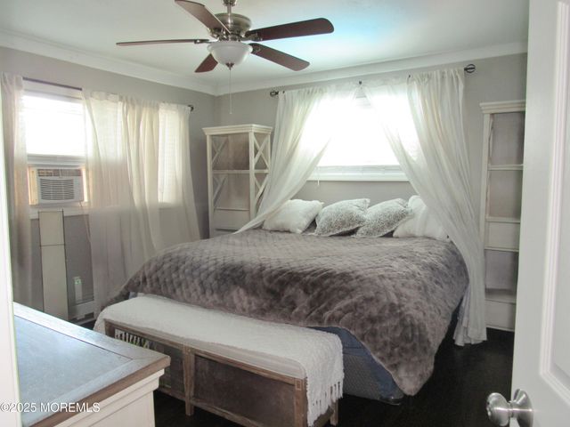 59 Sun Valley Road, Toms River, NJ 08755