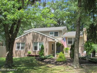 59 Sun Valley Road, Toms River, NJ 08755