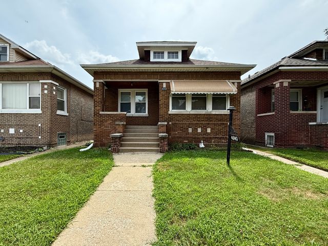 4843 W Haddon Avenue, Chicago, IL 60651