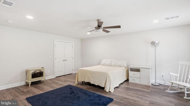 9806 WHITE OAK SWAMP CT, Fredericksburg, VA 22407