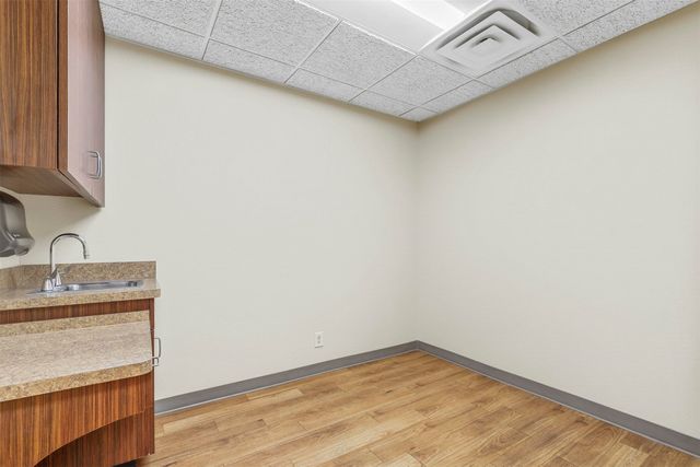 11801 South Freeway 330, Fort Worth, TX 76028