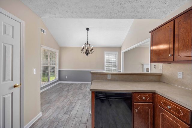 66 Brentwood Drive, Phenix City, AL 36869