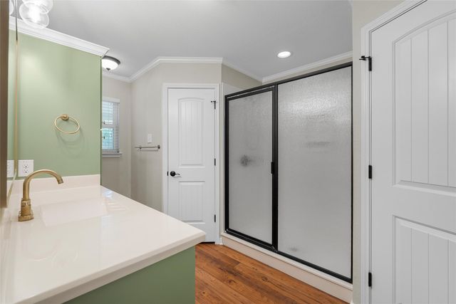 8224 Forest Ridge Drive, Woodway, TX 76712