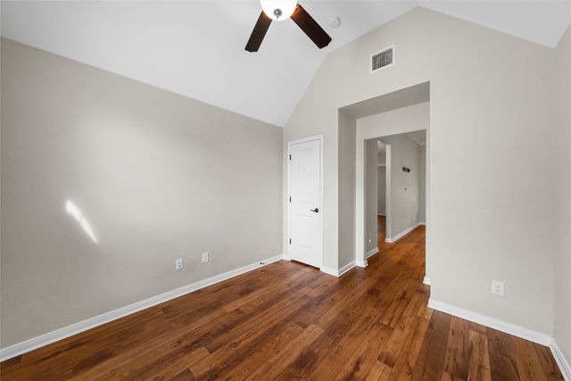 8224 Forest Ridge Drive, Woodway, TX 76712