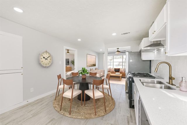 3305 Stallings Drive, Houston, TX 77088