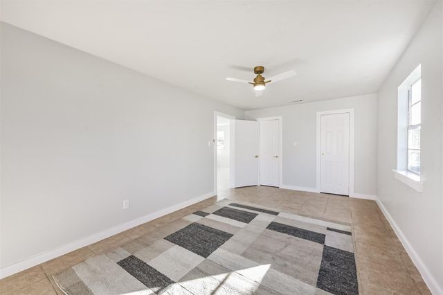 3305 Stallings Drive, Houston, TX 77088