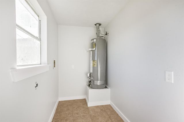 3305 Stallings Drive, Houston, TX 77088