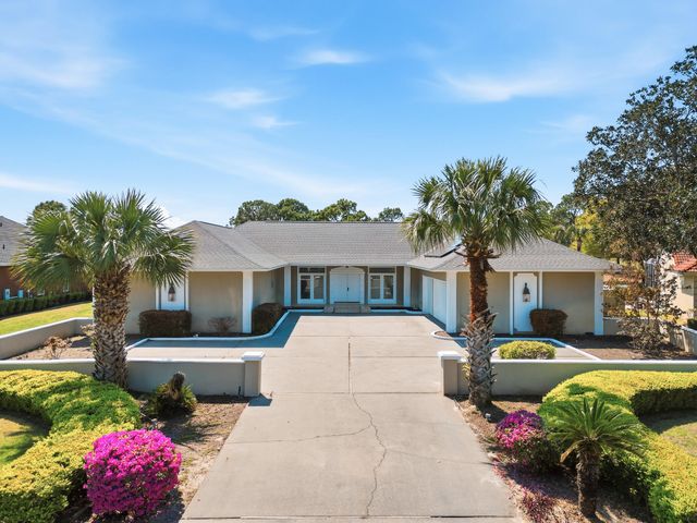 8 Weekewachee Circle, Destin, FL 32541