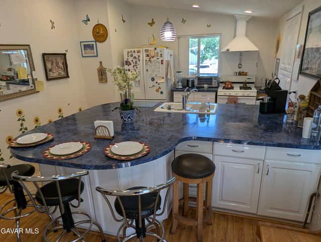 38457 Glenbush Avenue, Palmdale, CA 93550