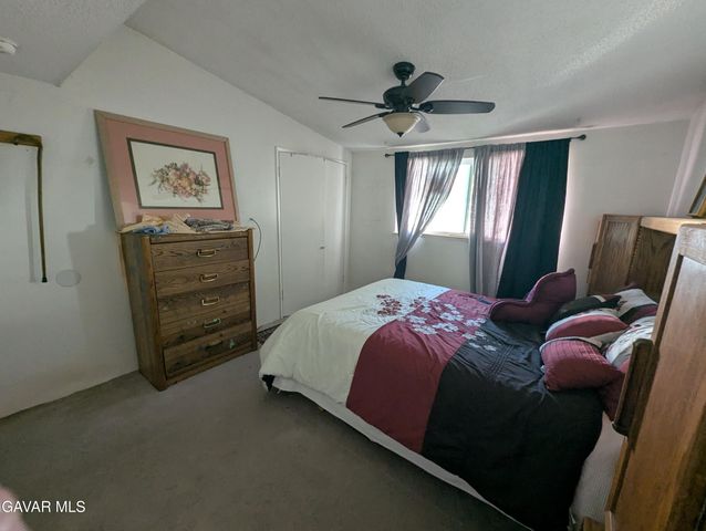 38457 Glenbush Avenue, Palmdale, CA 93550