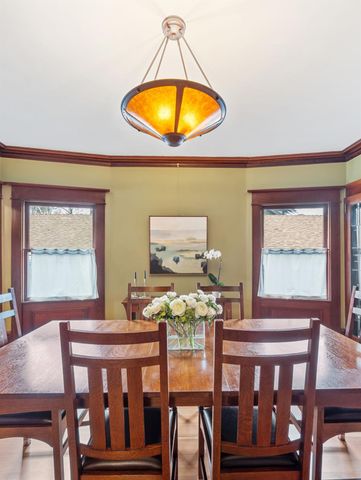 2727 H St, Sacramento, CA 95816