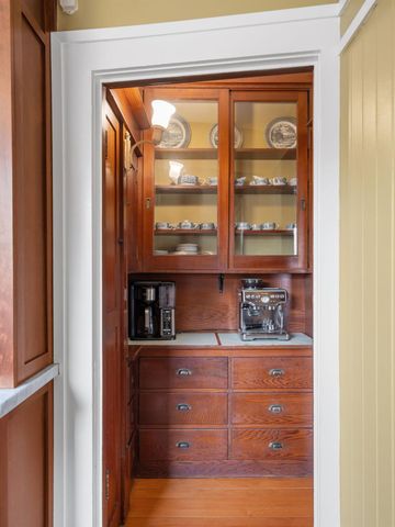 2727 H St, Sacramento, CA 95816