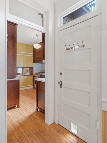 2727 H St, Sacramento, CA 95816