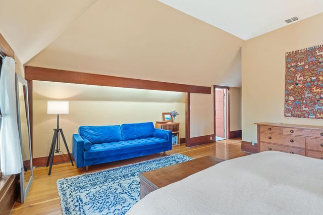 2727 H St, Sacramento, CA 95816