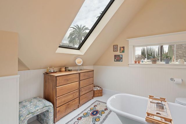 2727 H St, Sacramento, CA 95816