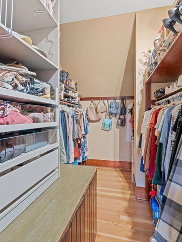 2727 H St, Sacramento, CA 95816