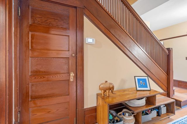 2727 H St, Sacramento, CA 95816