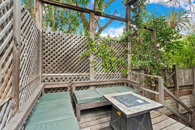 2727 H St, Sacramento, CA 95816