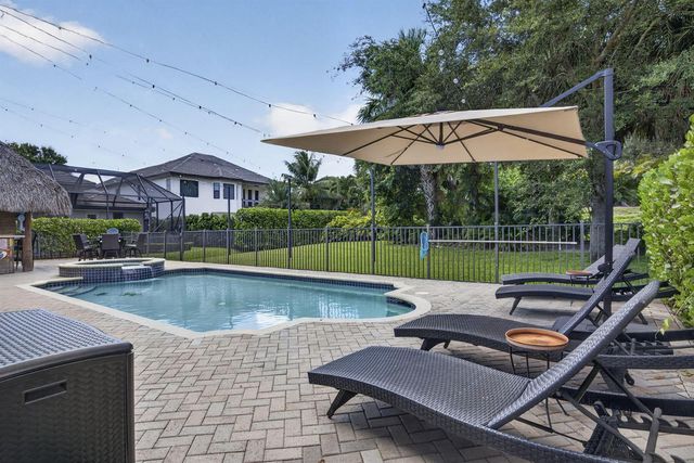 10336 Trianon Place, Wellington, FL 33449