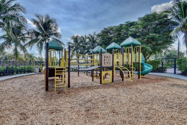 10336 Trianon Place, Wellington, FL 33449