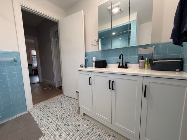22 Adams St. 2, Winthrop, MA 02152