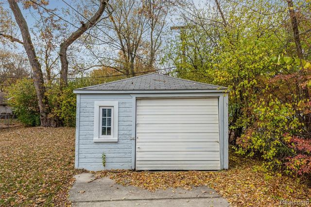 3221 Shenandoah Drive, Royal Oak, MI 48073