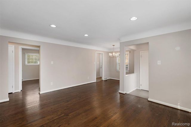 3221 Shenandoah Drive, Royal Oak, MI 48073