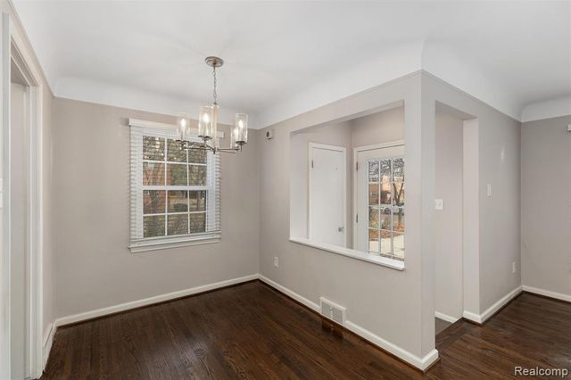 3221 Shenandoah Drive, Royal Oak, MI 48073
