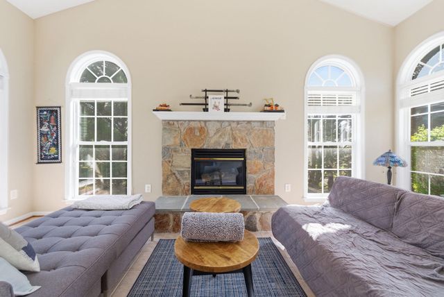 35290 PRESTWICK CT, Round Hill, VA 20141