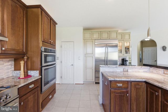 35290 PRESTWICK CT, Round Hill, VA 20141