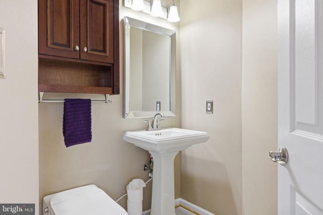 35290 PRESTWICK CT, Round Hill, VA 20141