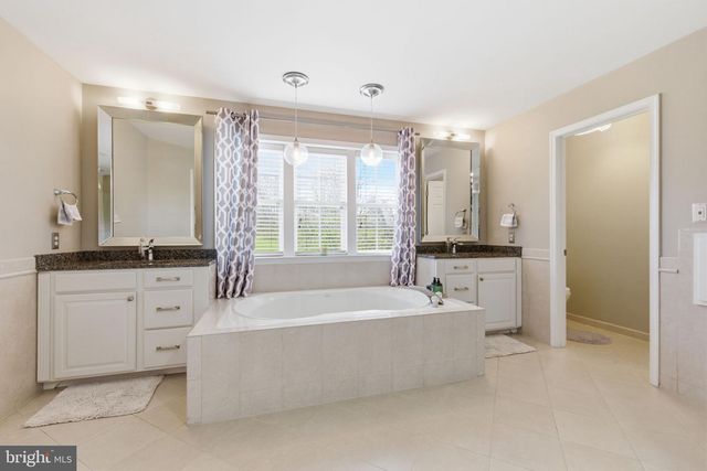 35290 PRESTWICK CT, Round Hill, VA 20141