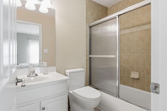 35290 PRESTWICK CT, Round Hill, VA 20141