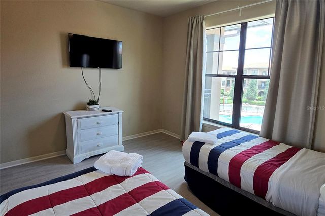 912 CHARO PARKWAY 233, Davenport, FL 33897