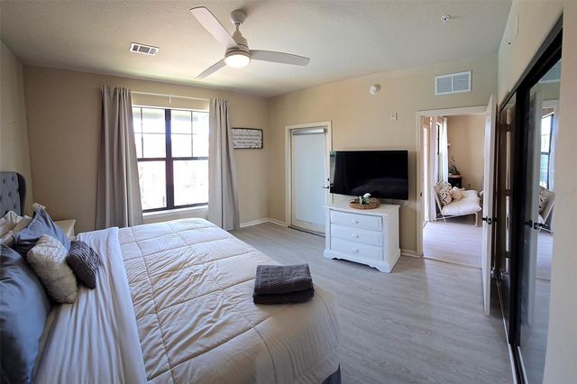 912 CHARO PARKWAY 233, Davenport, FL 33897
