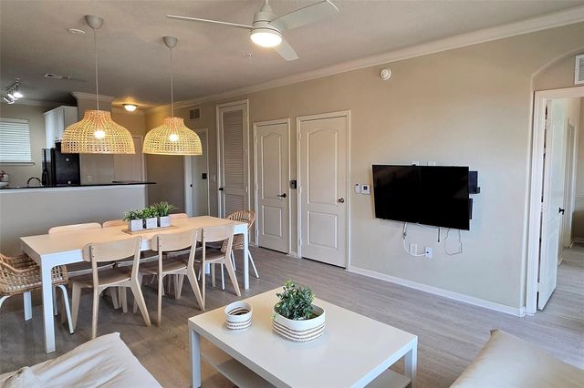 912 CHARO PARKWAY 233, Davenport, FL 33897