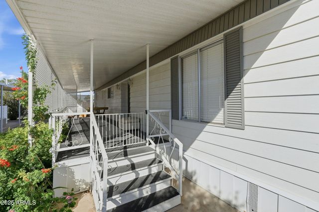 2650 W UNION HILLS Drive 62, Phoenix, AZ 85027